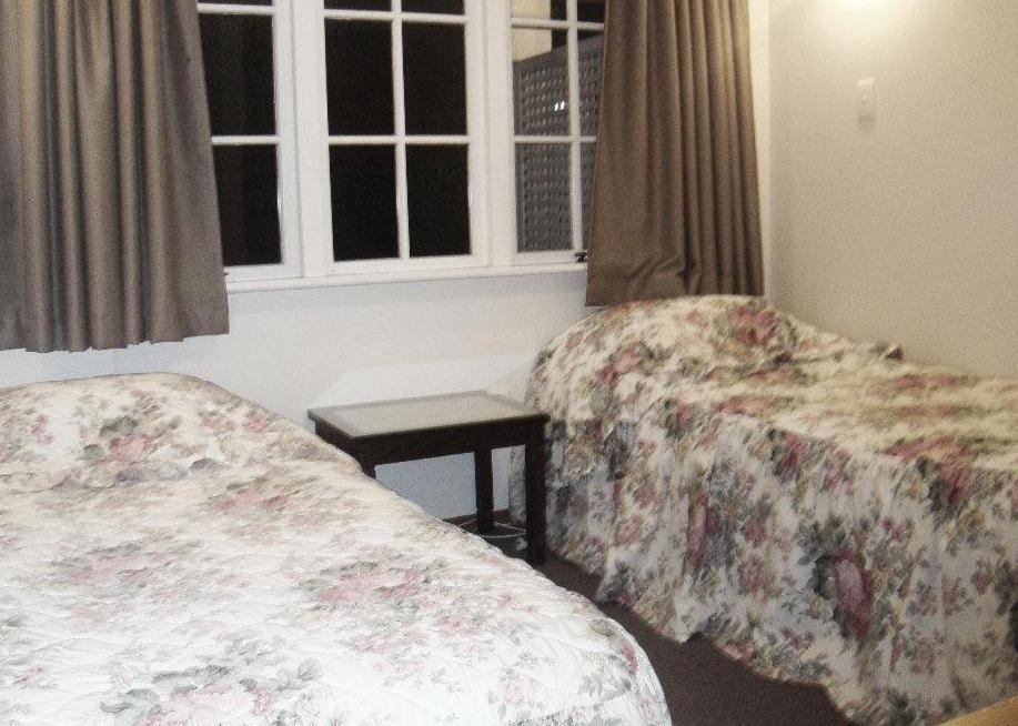 Browns Bay Olive Tree Motel & Apartment Okura Bush Rum bild