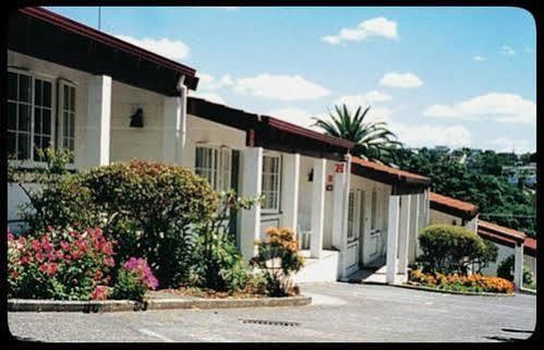 Browns Bay Olive Tree Motel & Apartment Okura Bush Exteriör bild